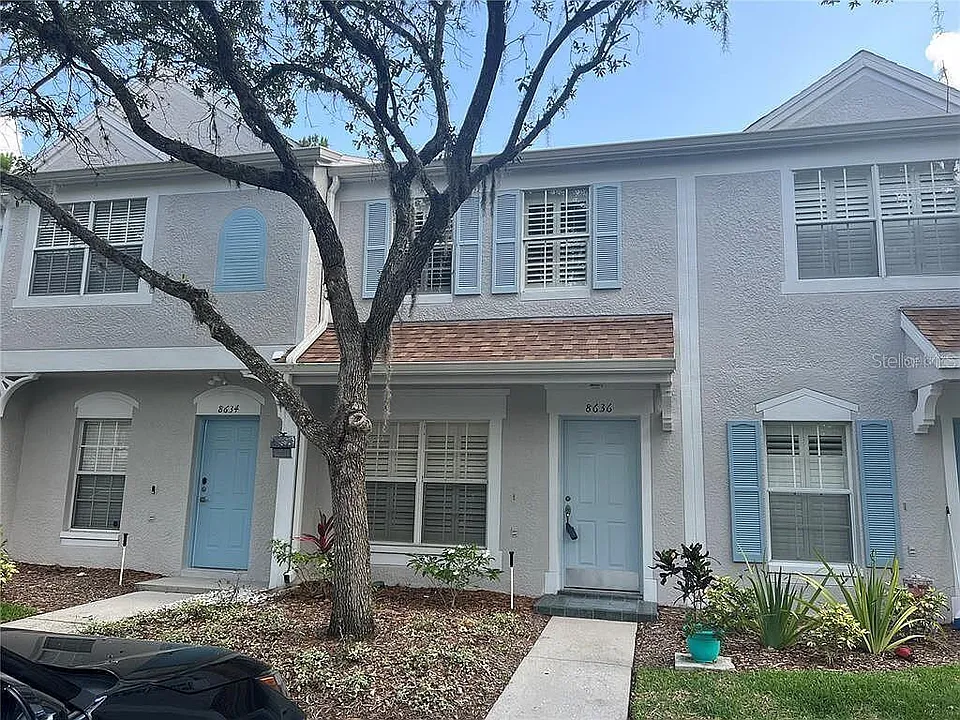 8674 Hunters Key Cir