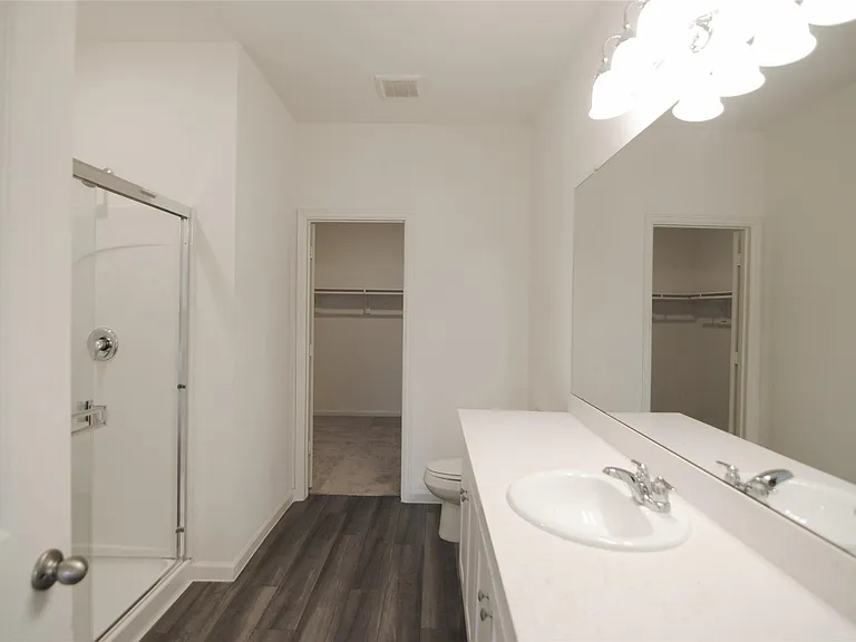 1052 Water Oak Ln — Photo 11