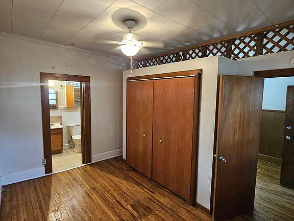 5th image of 5220 Stockwell St APT 1