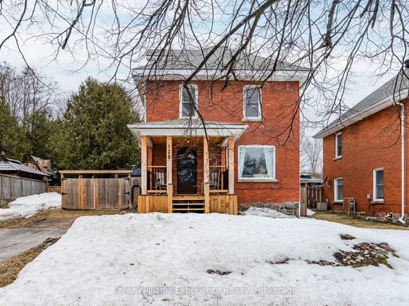 128 7th St, Midland, ON L4R 3Z1