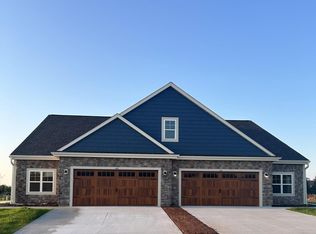 529 Firefly Trl #2, Hartford, WI 53027