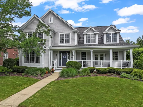 1546 Midway Ln, Glenview, IL 60026