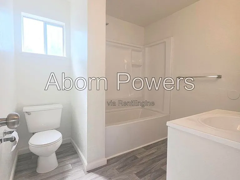 1235 Williams Way #9 — Photo 4