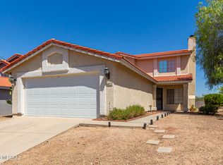 9477 N Albatross Dr, Tucson, AZ 85742