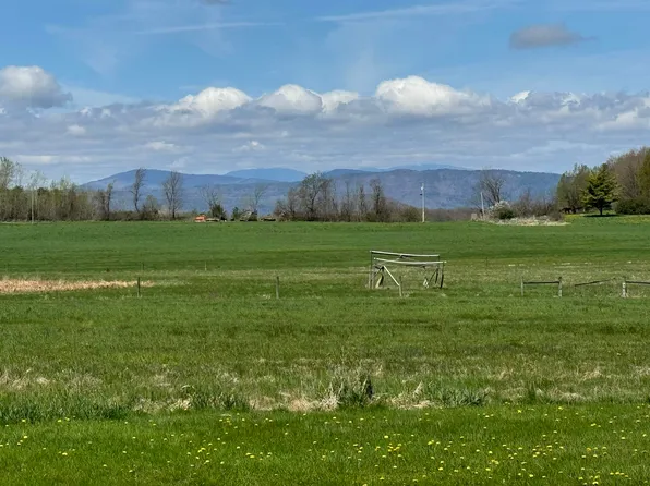 332 Lapham Bay Road, Shoreham, VT 05770