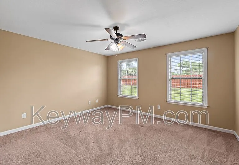 4858 High Meadows Dr — Photo 14