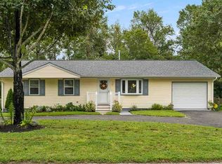 14 Secluded Ln, Rio Grande, NJ 08242