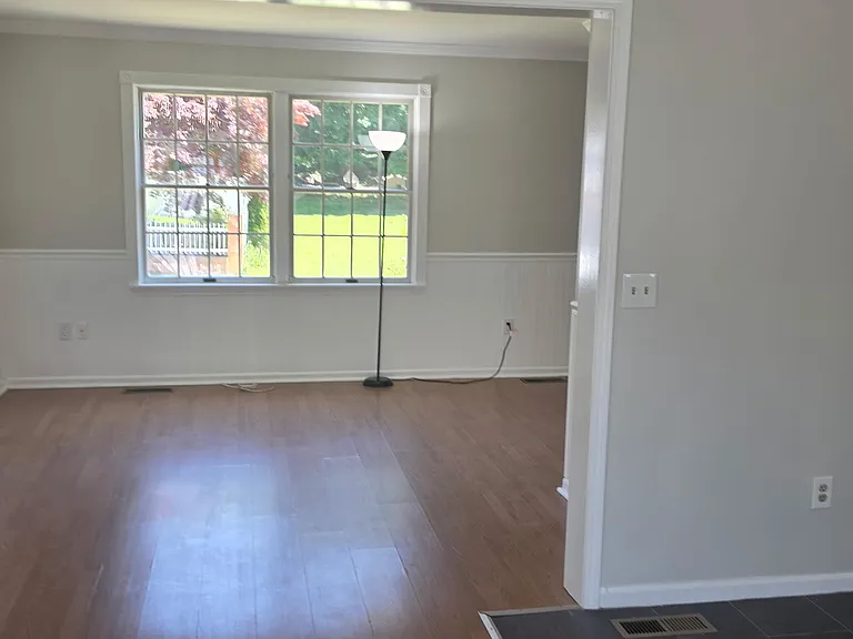 22 Chamberlain St #9 — Photo 9
