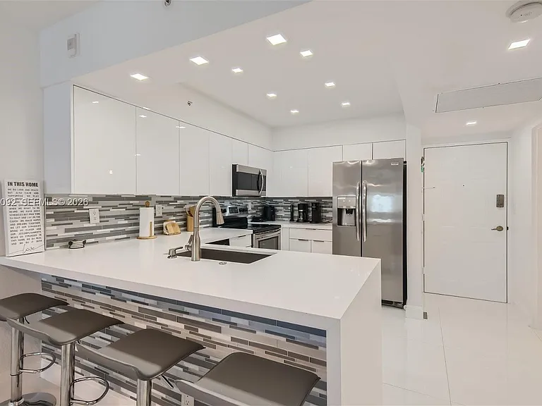 2501 S Ocean Dr #1103 — Photo 6