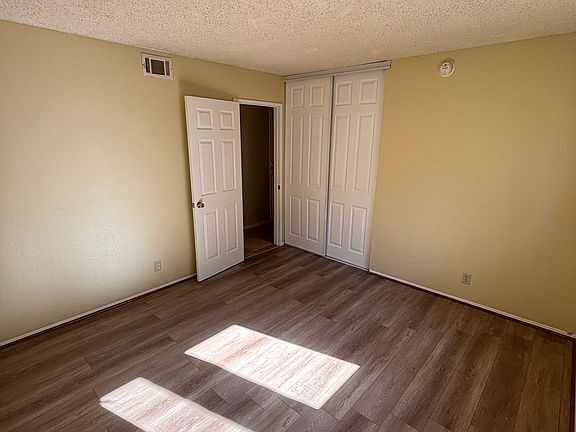 4th image of 6116 Prospect Ave #6116