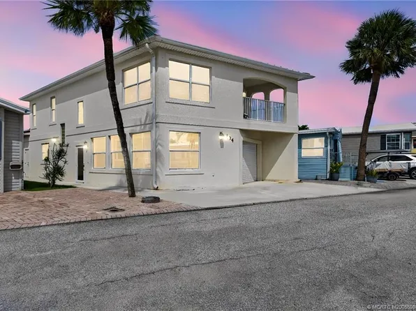 184 Nettles Blvd, Jensen Beach, FL 34957