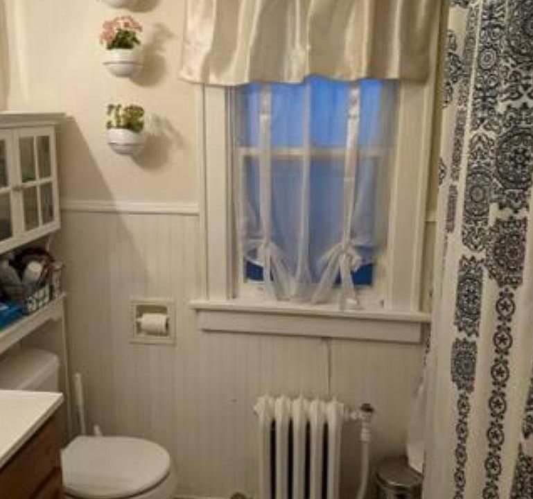 2nd image of 228 Woodward Ave #1