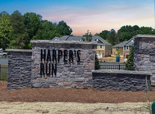 137 Harpers Run Ln, Matthews, NC 28104