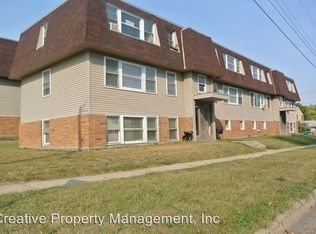 1016 10th Ave NW APT 2A, Minot, ND 58703