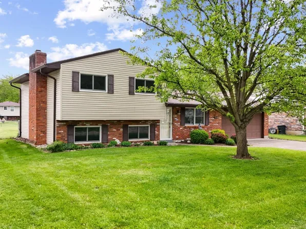 5726 Lake Erie Dr, Fairfield, OH 45014