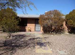 2707 E Adams St, Tucson, AZ 85716