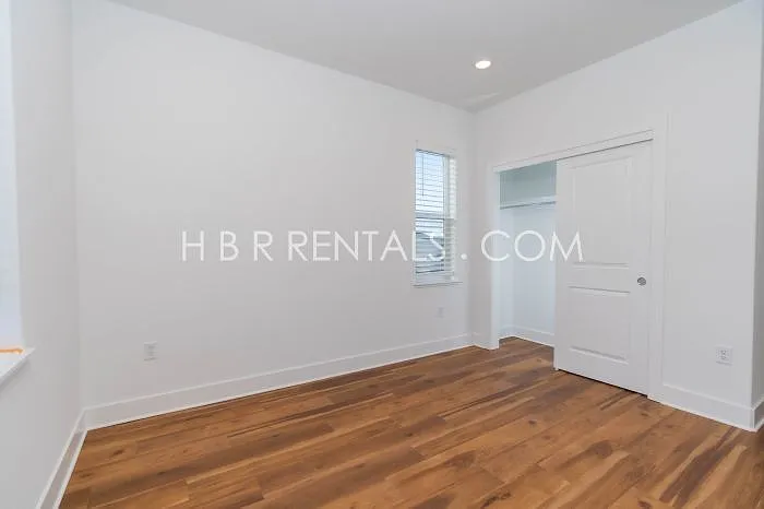 2752 Tribune St — Photo 37