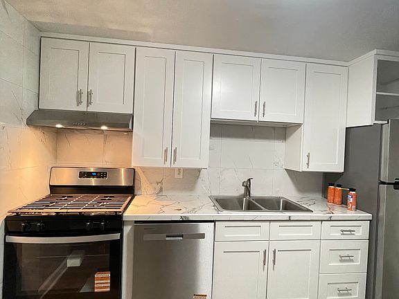3rd image of 295 7th St APT 2A