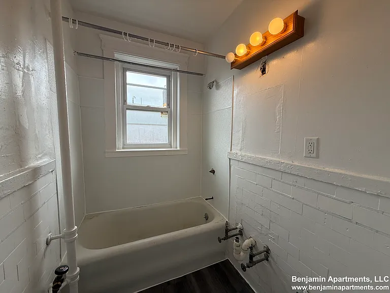 88 Washington St #23 — Photo 4