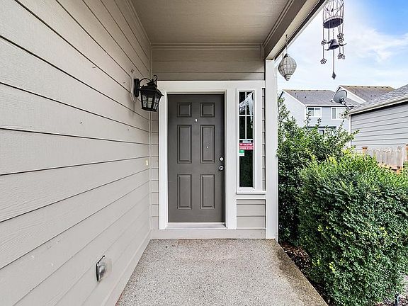 2nd image of 11436 184th Street Ct E