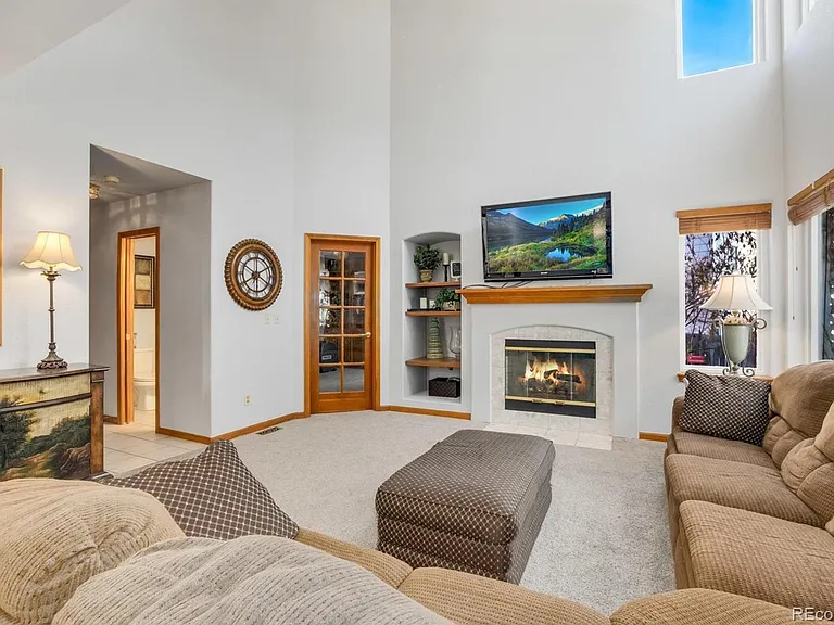 15581 Flowerhill Cir — Photo 1