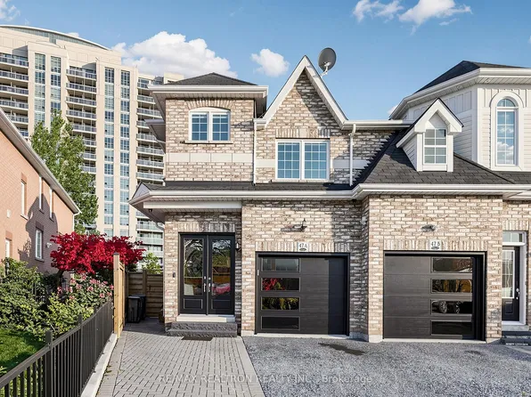 47A Carrera Blvd, Toronto, ON M1P 5C4