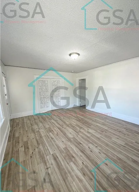 19 Watson Ave