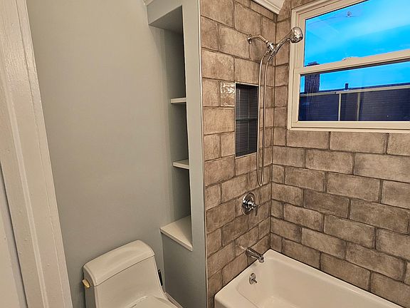 5th image of 675 Courtland Ave #3