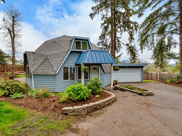 796 S 70th St, Springfield, OR 97478