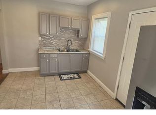 4849 Kossuth Ave Floor 2, Saint Louis, MO 63115