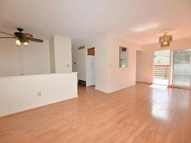 1277 Blue Ridge Way — Photo 9