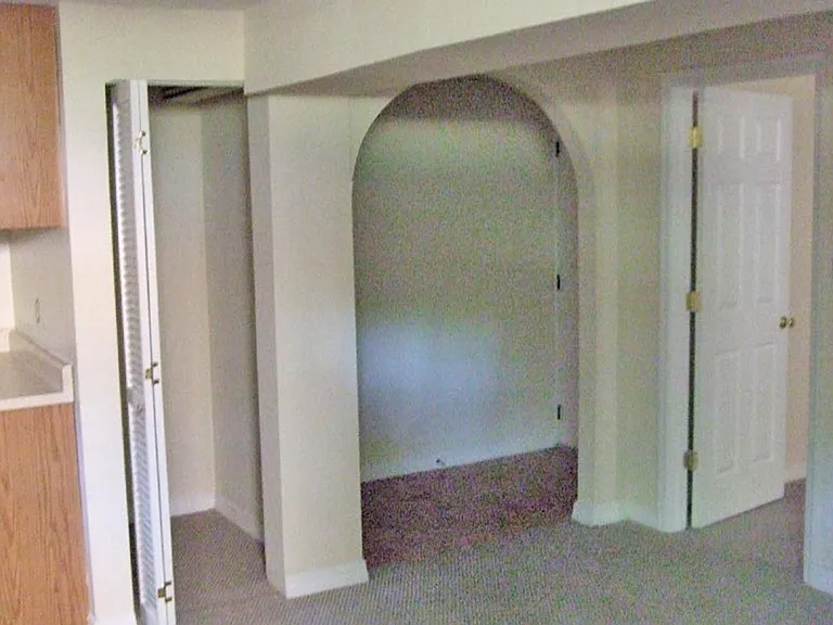 353 McAlpin Ave — Photo 3