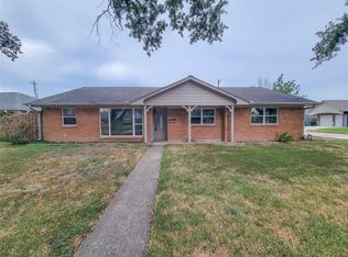 2403 Willowby Dr, Houston, TX 77008