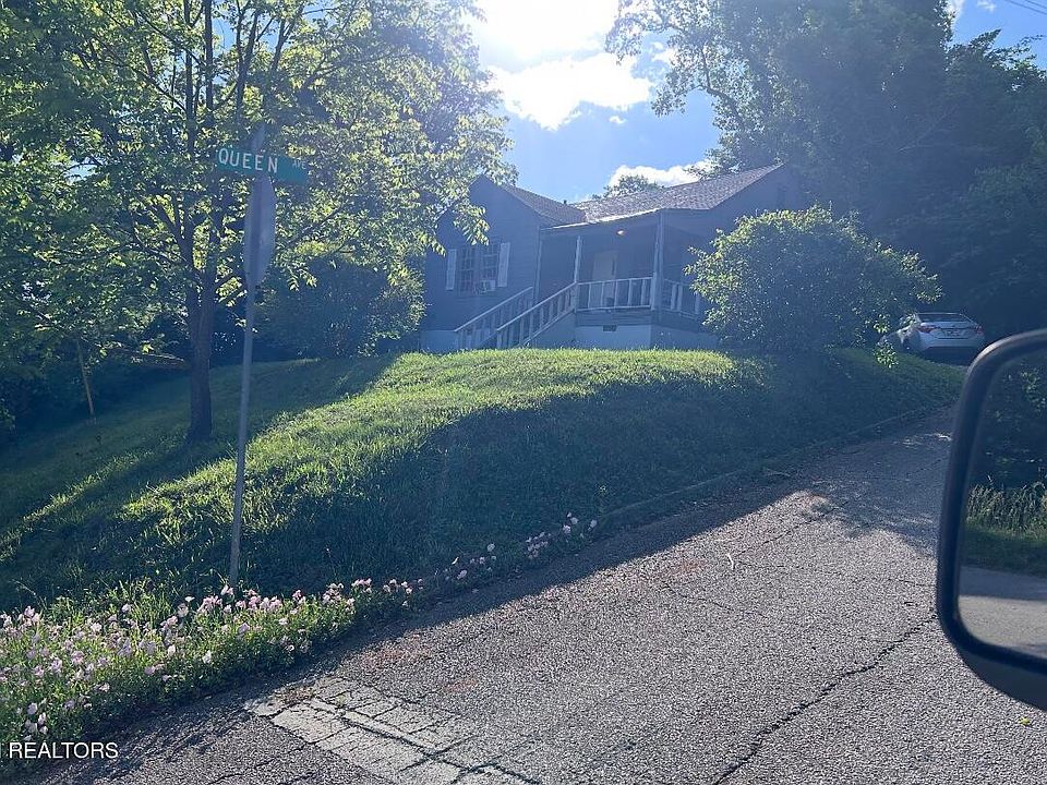 2nd image of 429 Sewanee St