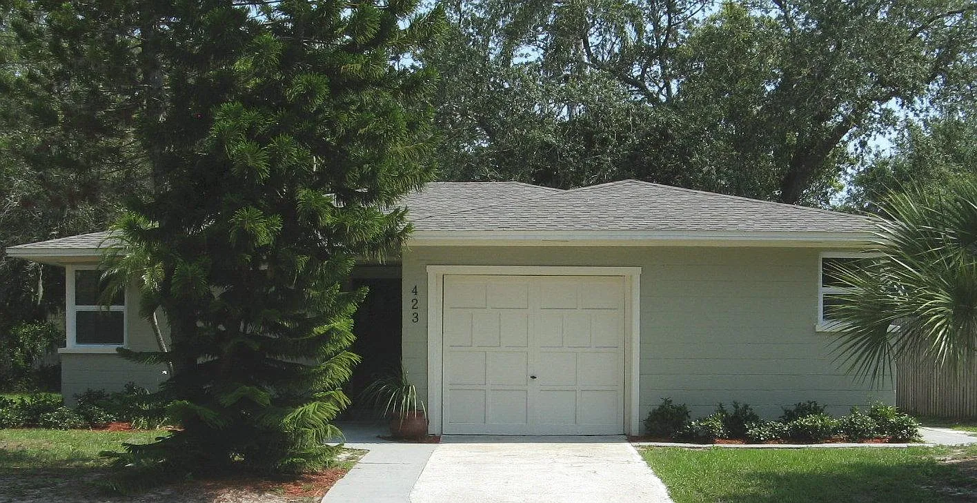 2 bed, 1277 sqft, $2,045 — Photo 3