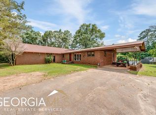 2604 Reagin Dr, Elberton, GA 30635