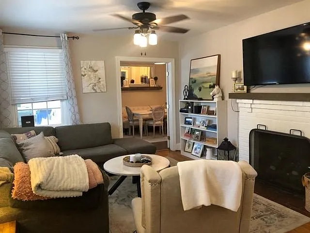3 bed, 1700 sqft, $3,200 — Photo 4