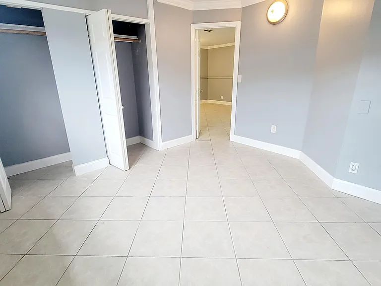 2021 NW 64th Ave #A — Photo 16