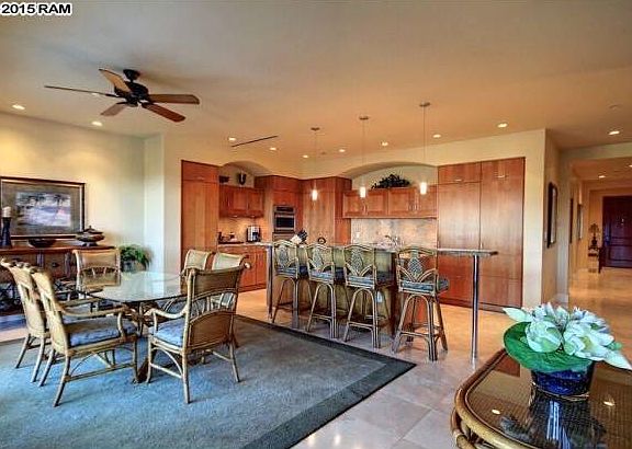 3rd image of 3800 Wailea Alanui Dr Penthouse 206