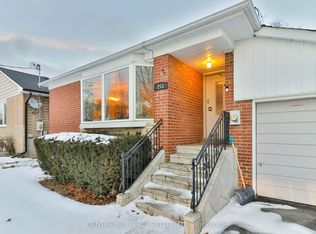 253 Chine Dr, Toronto, ON M1M 2L6