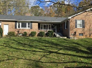 10 Slat Mill Ln, Fairfield, VA 24435