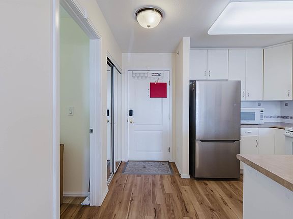 3rd image of 8922 156th St NW #405