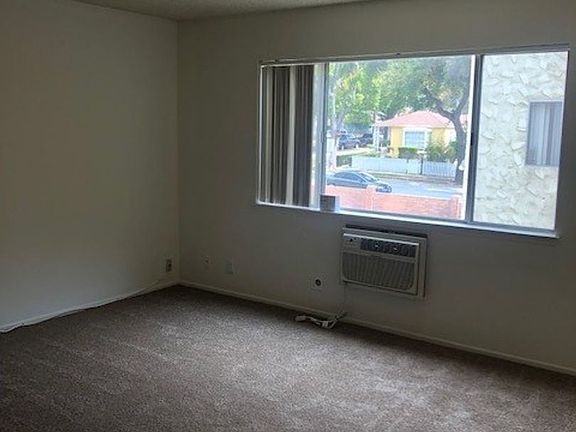3rd image of 8011 Bright Ave APT 7