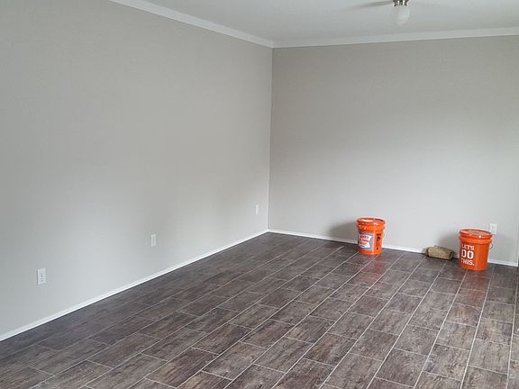 OPEN FLOOR PLAN. ENERGY EFFICIENT FIXTURES AND BRAND NEW CEN