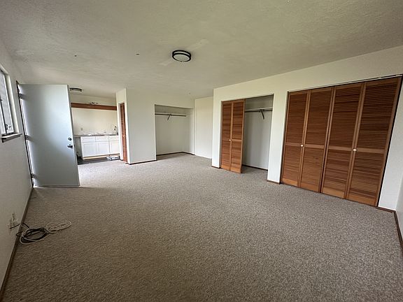 3rd image of 750 Kaalo Pl #11414282