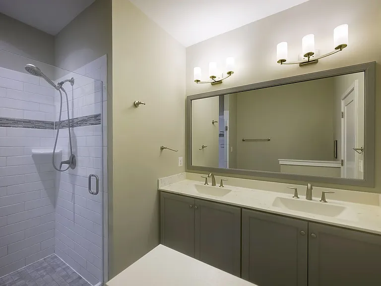 719 Parkside Pl NE — Photo 20