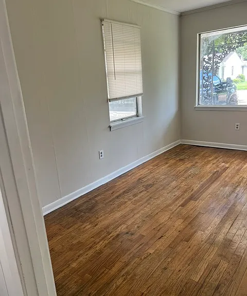 518 Harris St — Photo 10