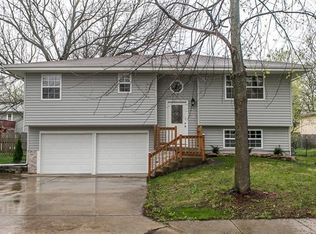 204 W McDonald St, Edgerton, KS 66021