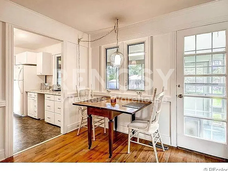 3030 S Bellaire St — Photo 3