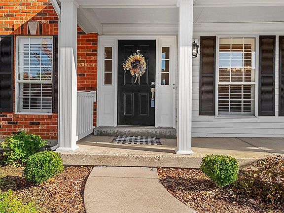 5th image of 16324 Cherry Orchard Dr